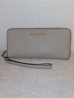 Michael Kors Light Beige Saffiano Zip-Around Wristlet Wallet with Gold Logo